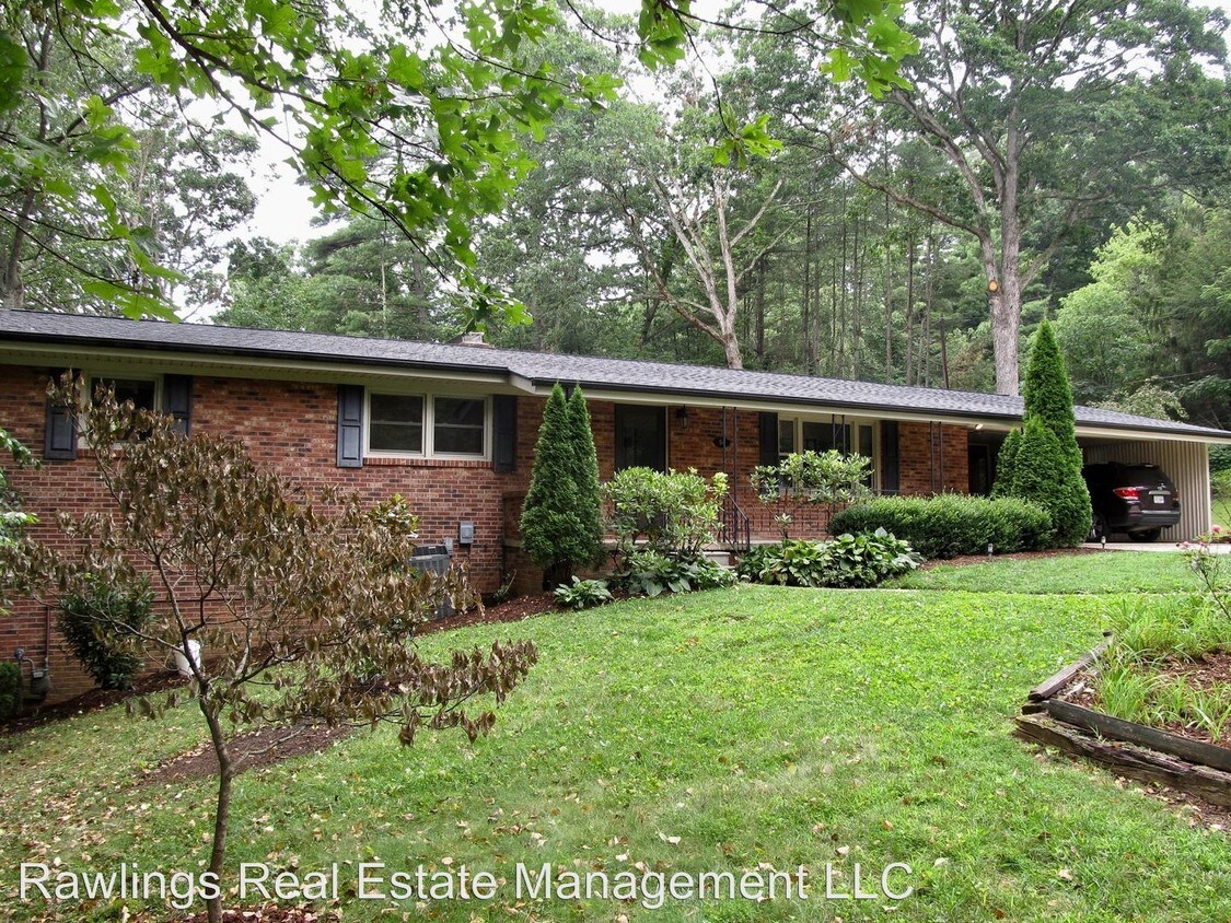 50 Faircrest Rd, Asheville, NC 28804 House Rental in Asheville, NC