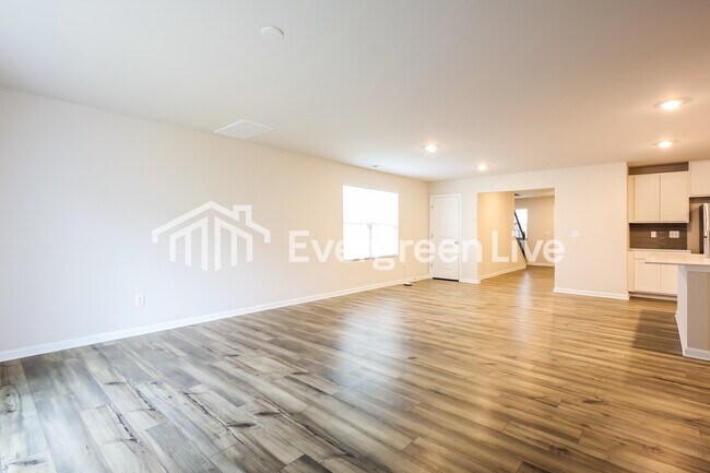 Foto del edificio - 4054 Rustling Grass Trl