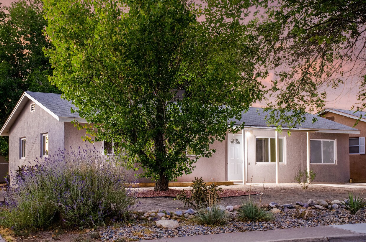 2505 N Mossman Dr, Farmington, NM 87401 House Rental in Farmington