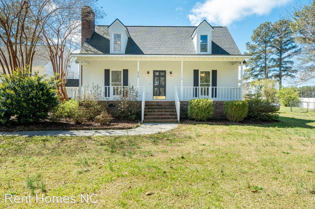 3 br, 2 bath House 2929 Tram Road House for Rent in FuquayVarina