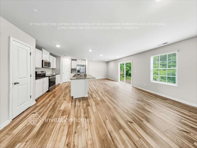 Foto del edificio - 2608 Turtle Point Rd
