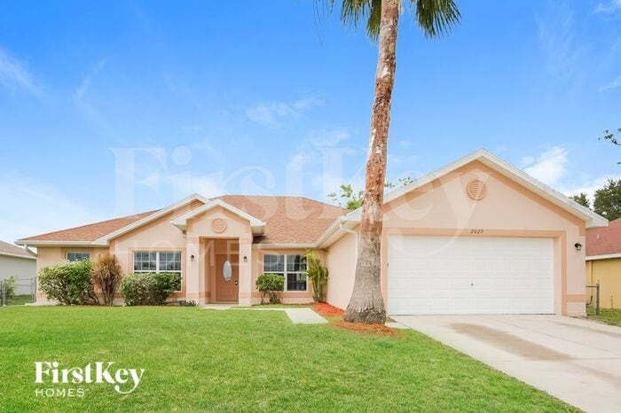 Foto principal - 2029 NW 4th St