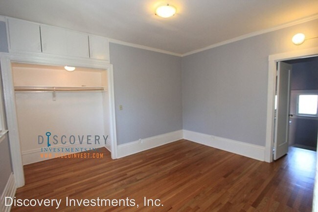 Building Photo - 1 br, 1 bath Apartment - 802 York Street