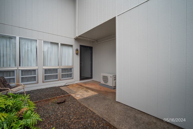 Building Photo - Fairway Village in Mililani