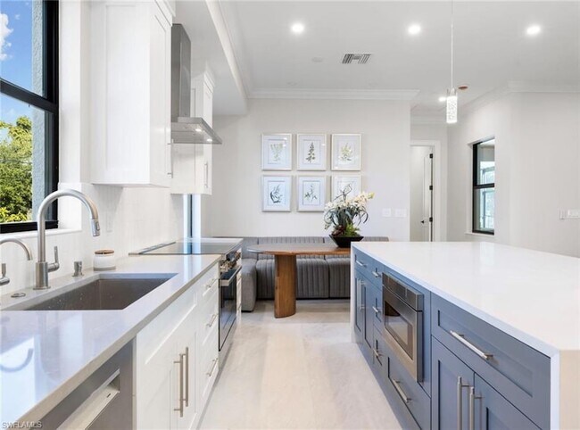 Foto del edificio - 2721 Van Buren Ave