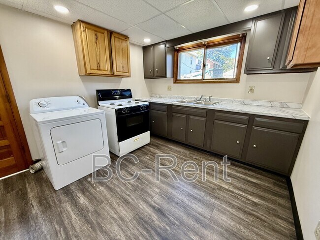 Foto del edificio - 526 Adams St