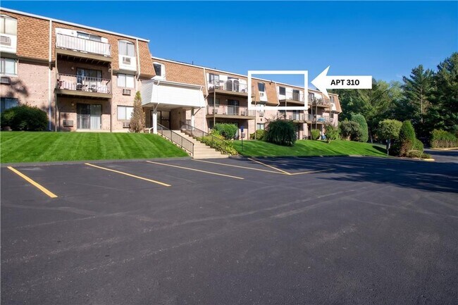 Foto del edificio - 752 QUAKER Ln