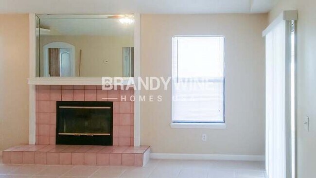 Foto del edificio - 6933 Huntington Woods Cir W