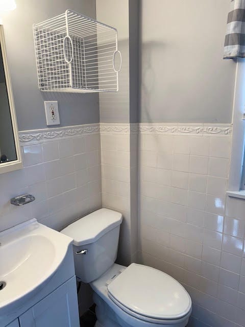 Building Photo - 2 Valley View Rd