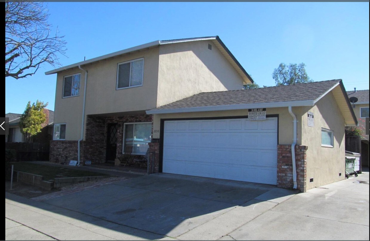 Primary Photo - 2230 Shamrock Dr
