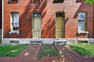 Building Photo - 1704 S Tucker Blvd