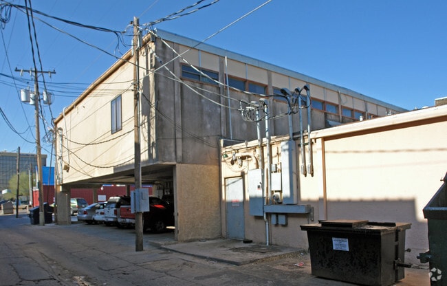 Building Photo - 1619 University