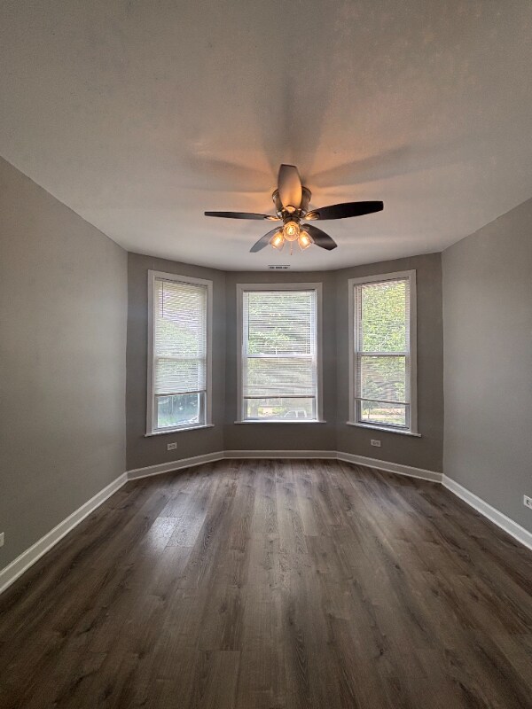 Foto del edificio - 7311 S Dorchester Ave