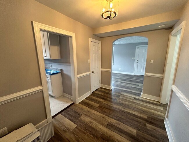 Building Photo - 100 Mardick Rd