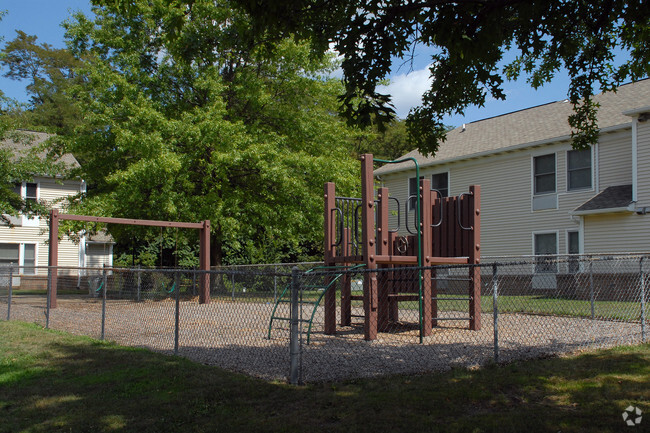 Building Photo - Union Valley Apartments