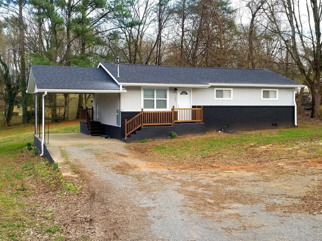 103 Alford St, Athens, TN 37303 House Rental in Athens, TN