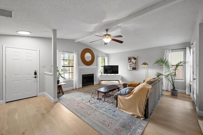 Foto del edificio - 8406 Copano Dr