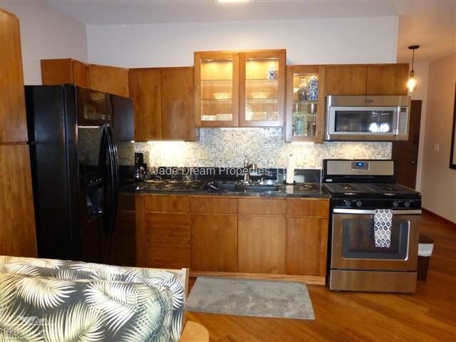 Building Photo - 355 Kalanianaole Ave