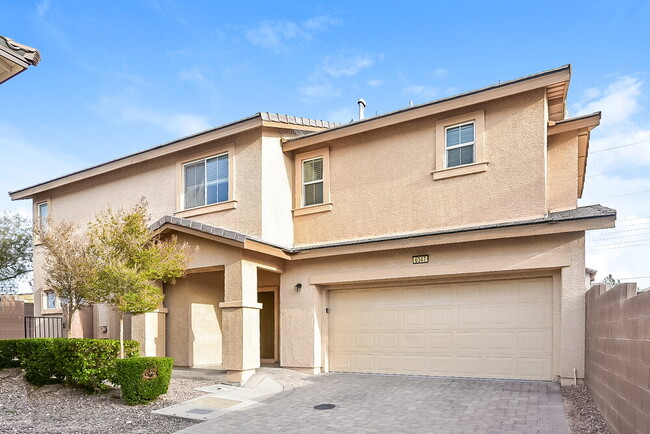 Building Photo - 6347 Blushing Willow St