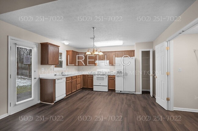 Building Photo - 5112 Middlesex Dr