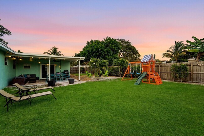 Foto del edificio - 1424 Willow Rd