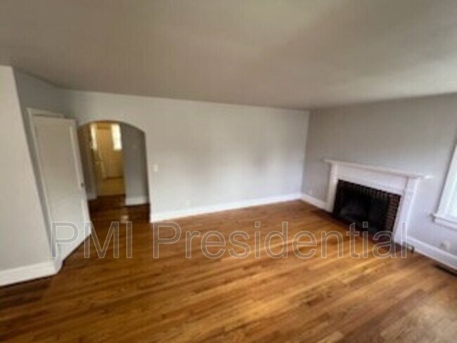 Foto del edificio - 3314 Granby St