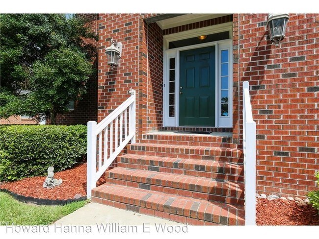 Building Photo - 436 Trotters Ln