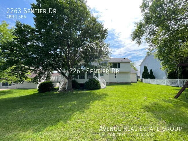 Building Photo - 2263 Sentier Dr