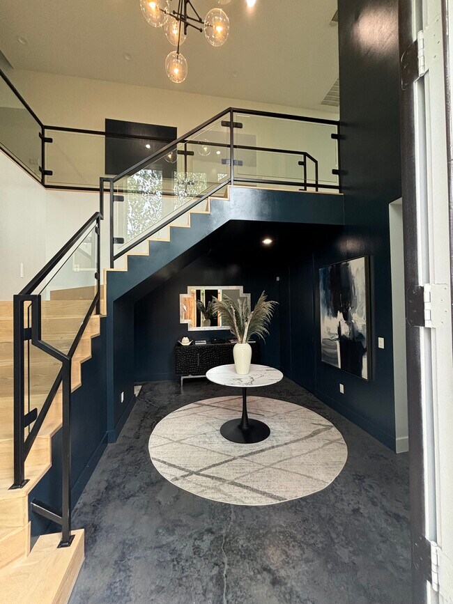 Foto del edificio - 5621 Winton St