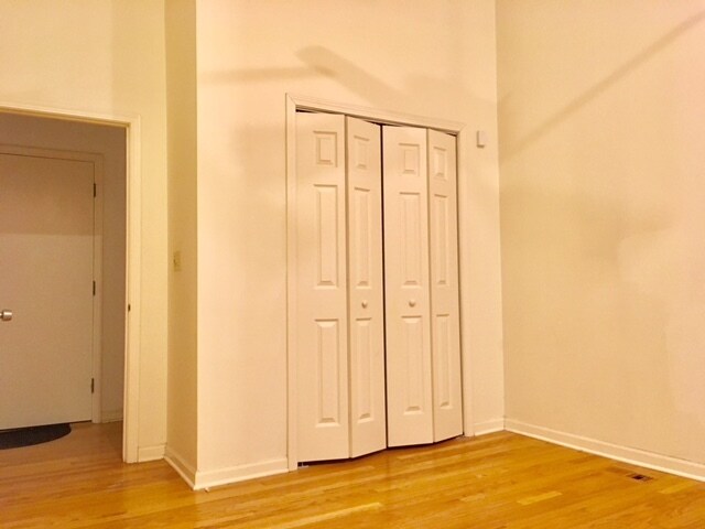 room 1 - 462 W 29th St