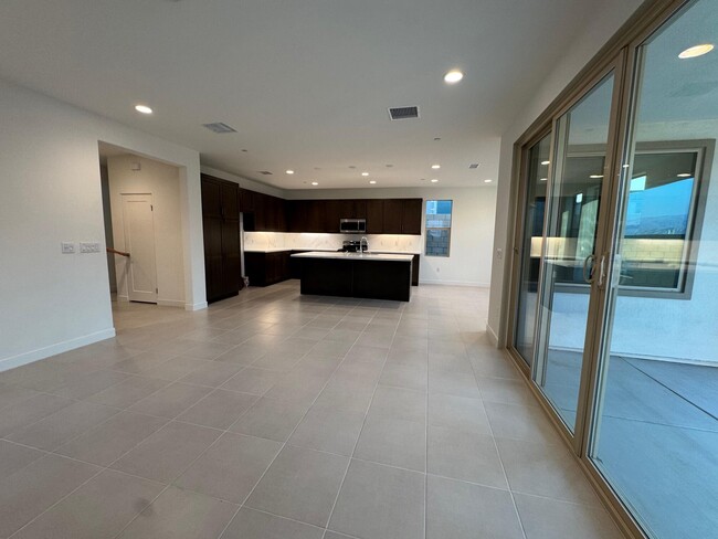 Foto del edificio - 74240 Becker St