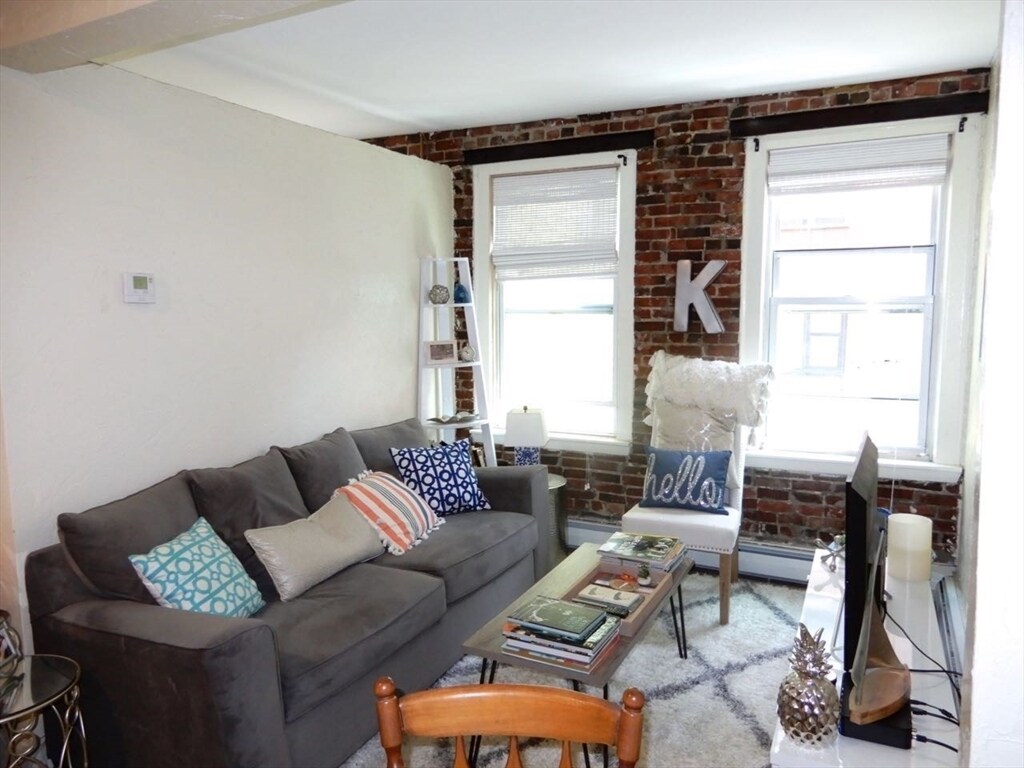 Foto principal - 274 Cambridge St