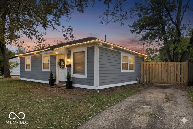 Foto del edificio - 8231 E 50th St