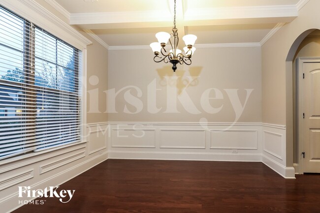 Building Photo - 139 Village Park Dr