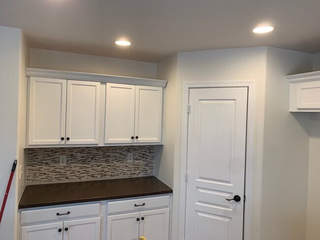 Foto del edificio - 14200 W Larkspur Dr