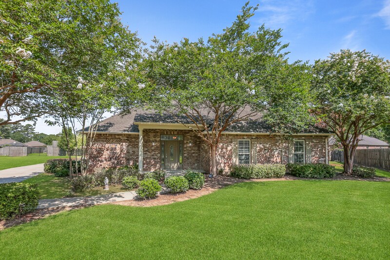 1901 English Turn, Zachary, LA 70791 House Rental in Zachary, LA