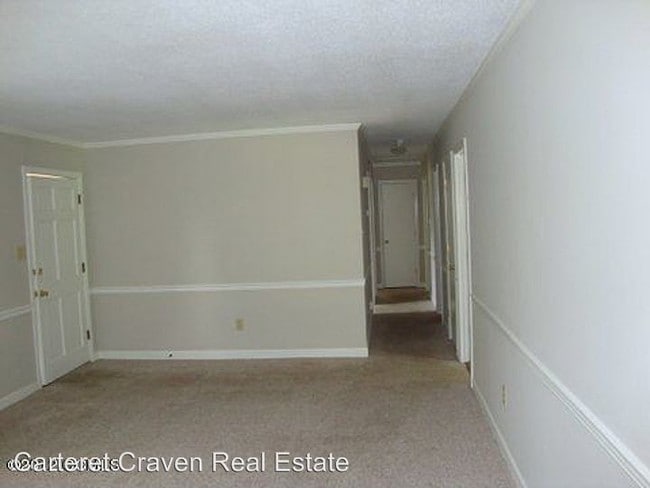 Building Photo - 3 br, 2 bath House - 209 Forest Hill Dr