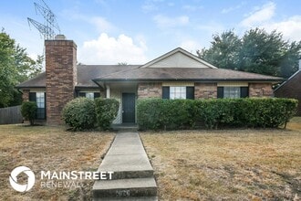 Building Photo - 1028 Eagle Dr