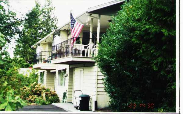 Primary Photo - 715 Church Ave