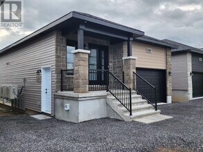 Building Photo - 1231 Montblanc Cres