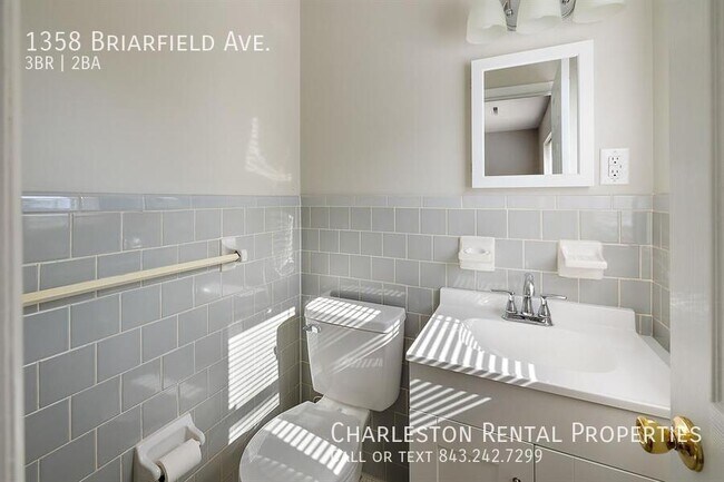 Building Photo - 1358 Briarfield Ave