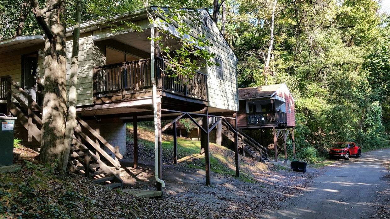 219 Chateau Ln, Butler, PA 16001 House Rental in Butler, PA