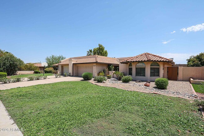 Foto del edificio - 3233 E Desert Cove Ave
