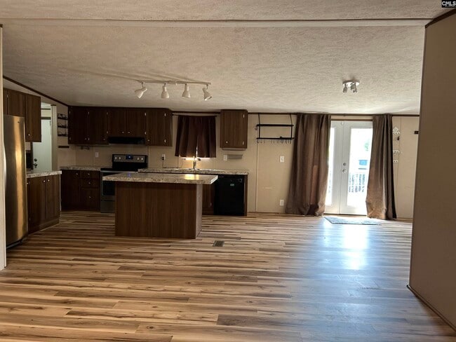 Building Photo - 2677 Andrews Cir