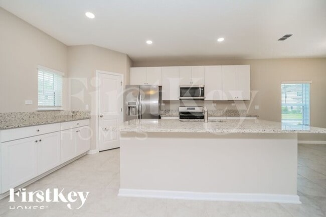 Building Photo - 75543 Canterwood Dr