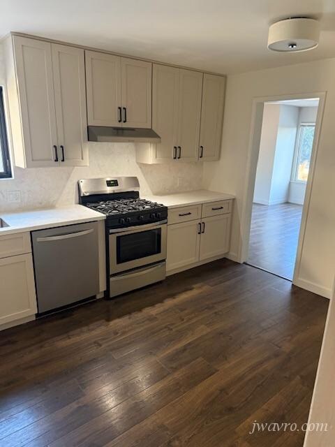 Foto del edificio - 89 Roosevelt Way