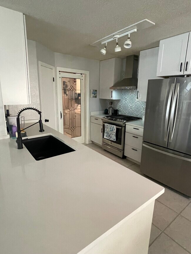 Foto del edificio - 14419 Tiffer Ln