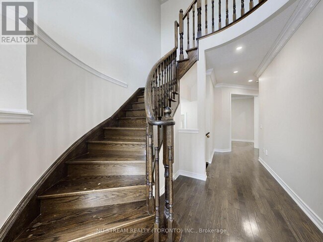 Building Photo - 224 Aspenwood Dr