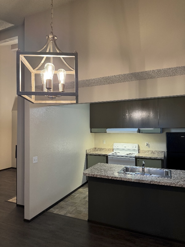 Building Photo - 1043 Copeland Creek Dr