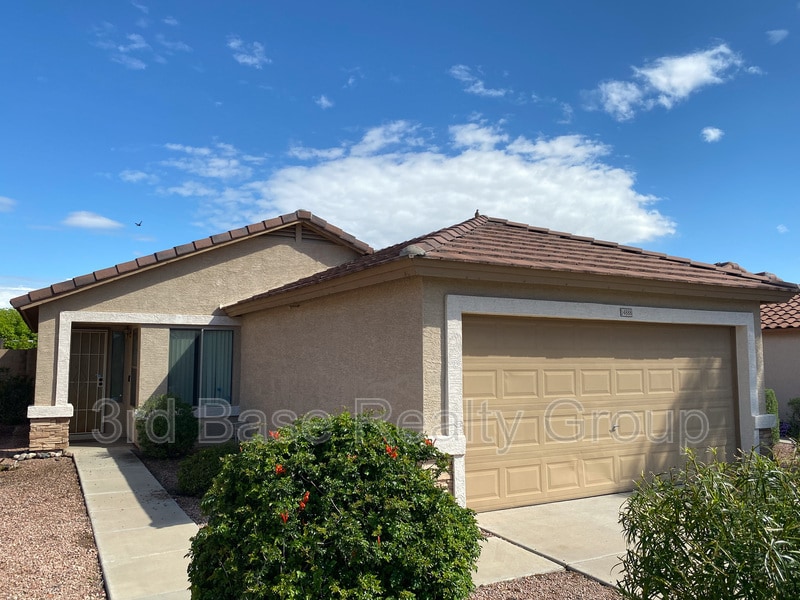 Primary Photo - 14888 W Acapulco Ln